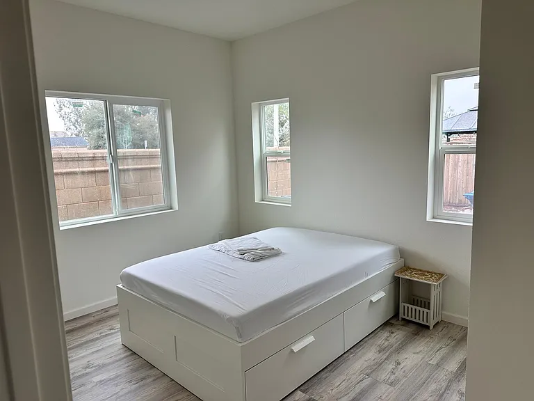 5452 Gallier Loop #2 — Photo 2