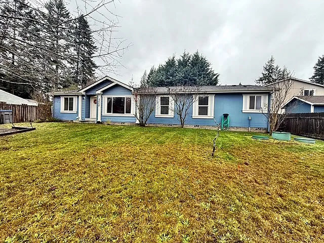 3112 Harris Rd SE