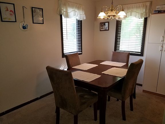5th image of 17 Anemone Ln