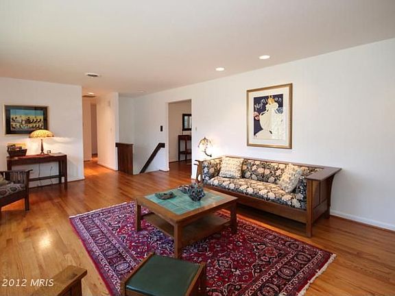 4th image of 4317 Gifford Pinchot Dr