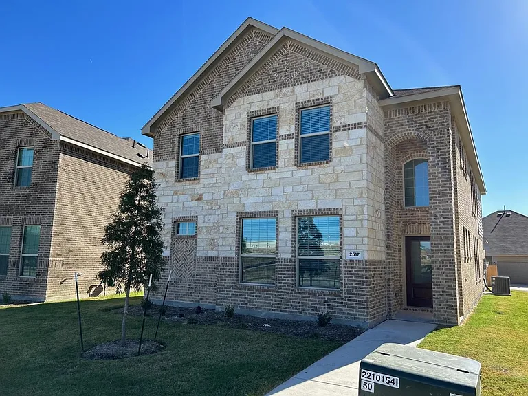 2517 Maplehurst Dr — Photo 32
