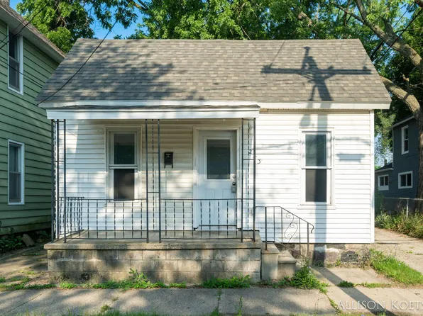 243 Pine Ave NW, Grand Rapids, MI 49504