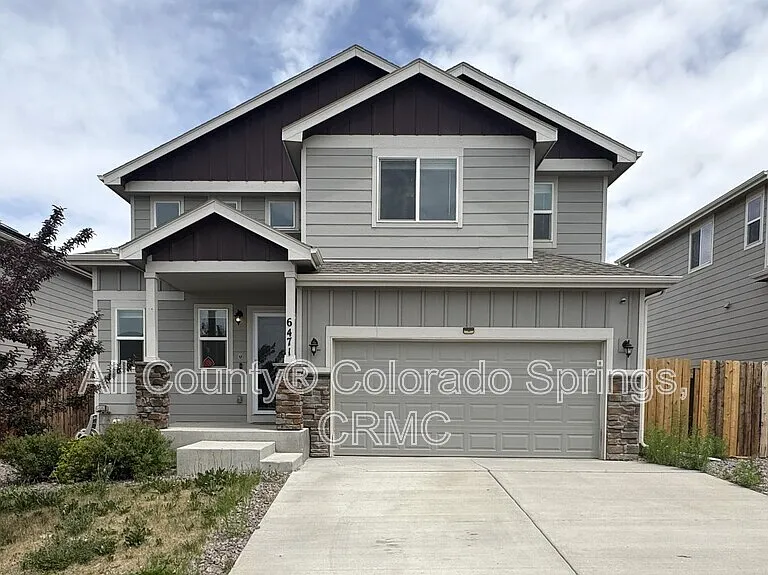 6471 Weiser Dr — Photo 1