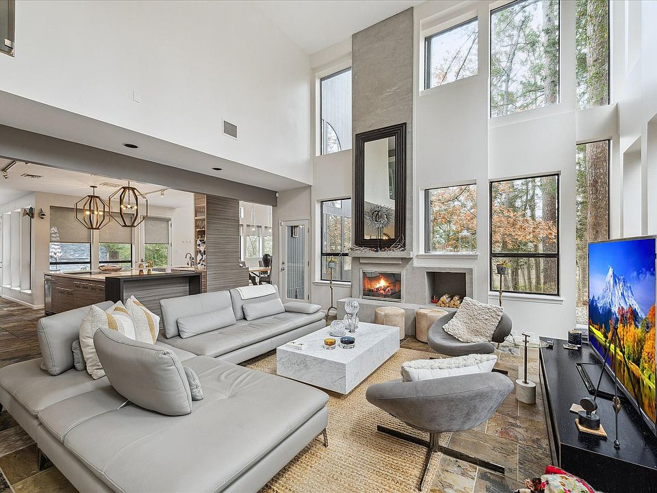 1st image of 23414 Holly Hollow St