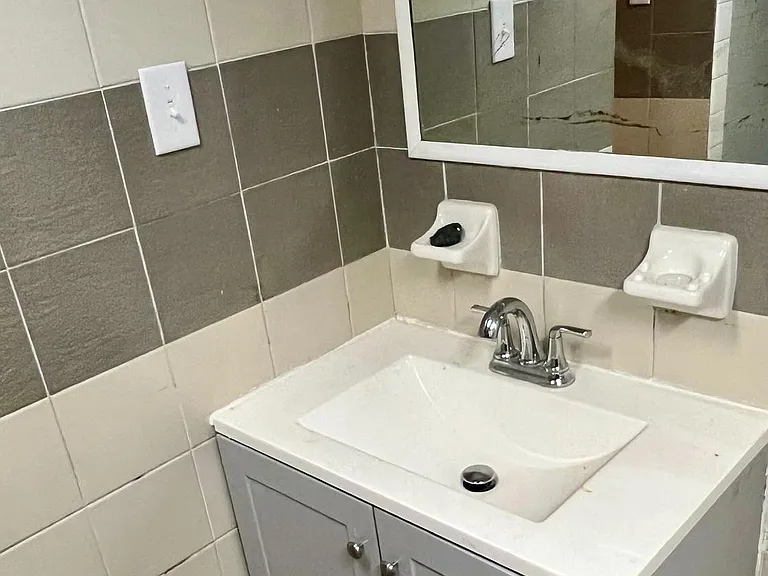 27 Sunshine Rd #1 — Photo 11