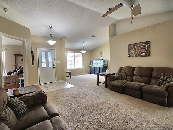 2nd image of 2714 Beacon Ct