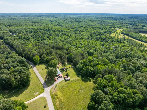 135 Old Union Church Rd, Holladay, TN 38341