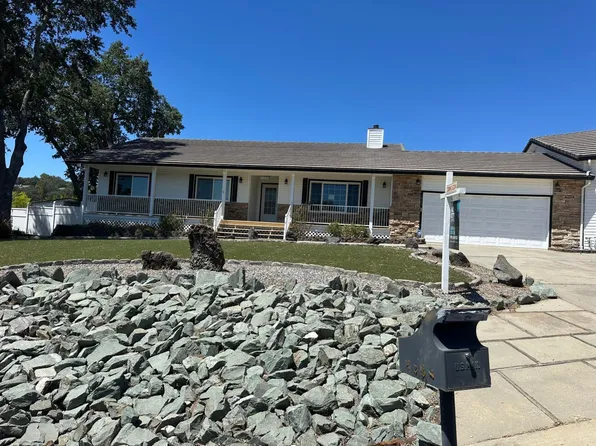 2088 Greenbriar Rd, Valley Springs, CA 95252