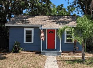 1290 Idlewild Dr, Clearwater, FL 33755