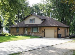 110 E Main St, Treynor, IA 51575