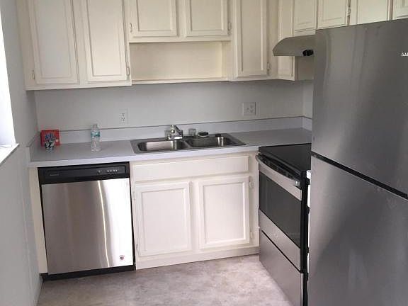4th image of 1225 NW 21st St Unit 34-3403