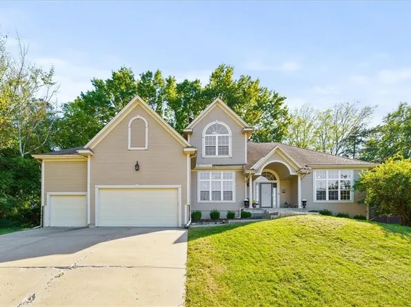 605 E 122nd Ter, Kansas City, MO 64145