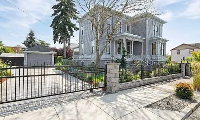 Building Photo - 331 Montgomery St SE