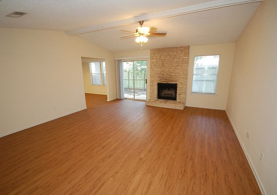 2nd image of 11001 Hard Rock Rd