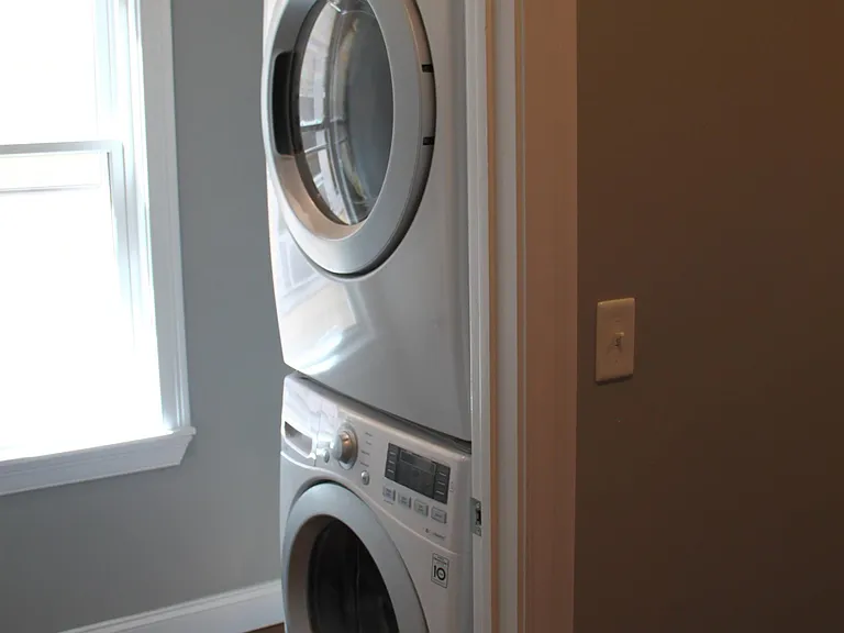 3215 Washington St #2-3 — Photo 8