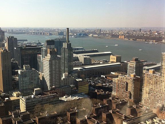 5th image of 160 W 66th St APT 51D