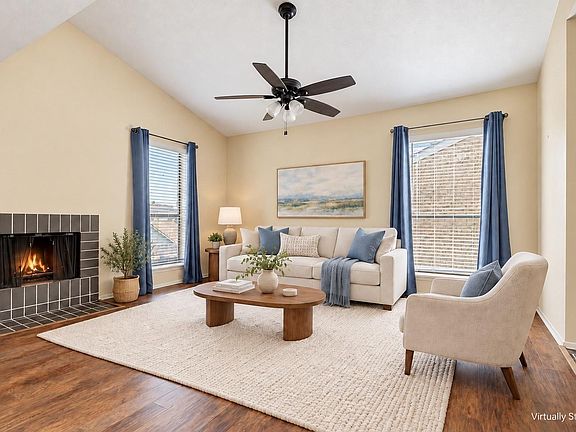 2nd image of 2025 Augusta Dr APT 506
