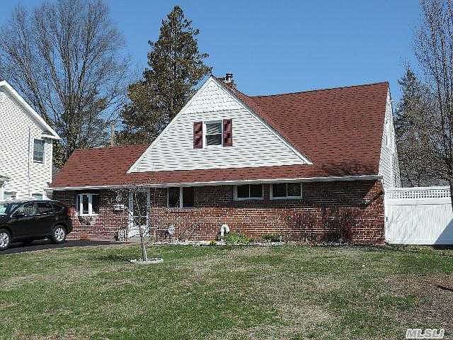 2nd image of 29 Constable Ln