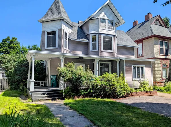 343 E Ridge St, Marquette, MI 49855