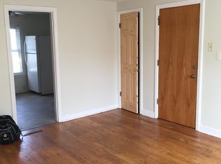 3344 Maple Ave APT 2W, Brookfield, IL 60513