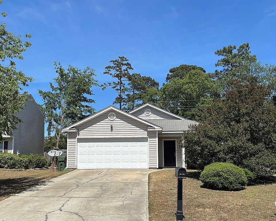 1st image of 604 Castle Ridge Dr