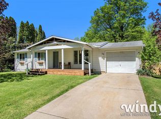 8057 Forest Beach Rd, Watervliet, MI 49098