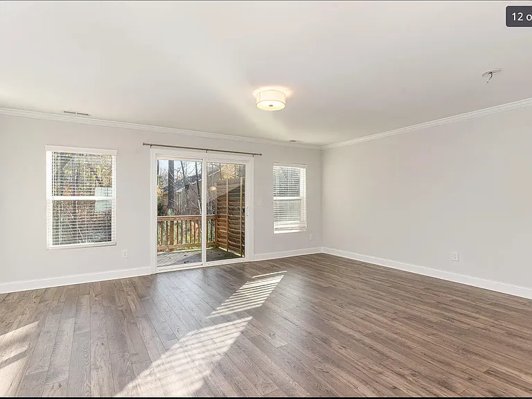 620 Parkington Ln — Photo 12