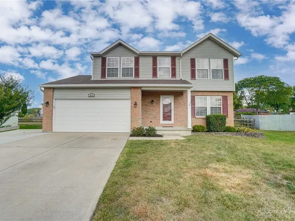565 Blue Spruce Pl, Trenton, OH 45067