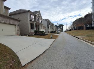 2034 Britt Dr, Snellville, GA 30078
