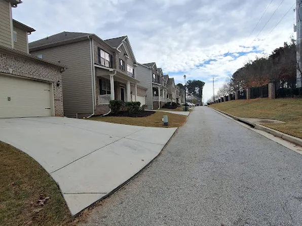 2034 Britt Dr, Snellville, GA 30078