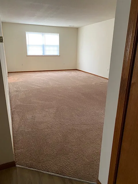 2 bed, 1400 sqft, $1,275 — Photo 4