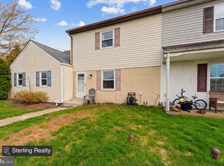 150 Thomas Dr, Telford, PA 18969