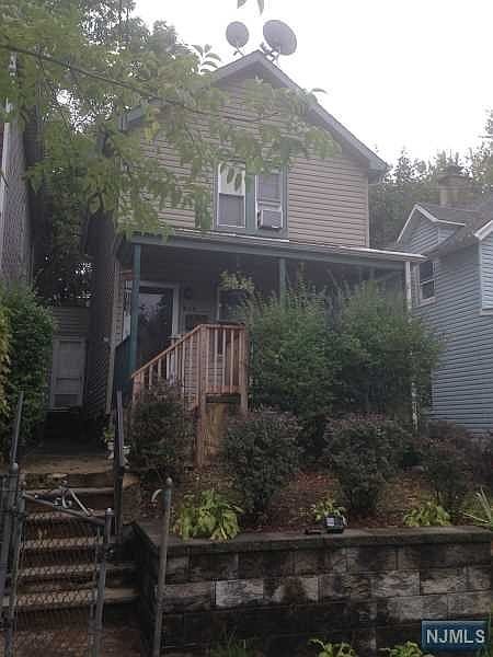 1st image of 546 McChesney St