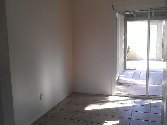 4th image of 10869 Mountain View Ave