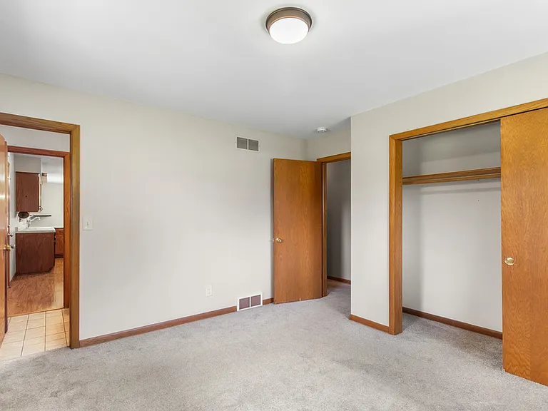 18525 Heathway Ln — Photo 20