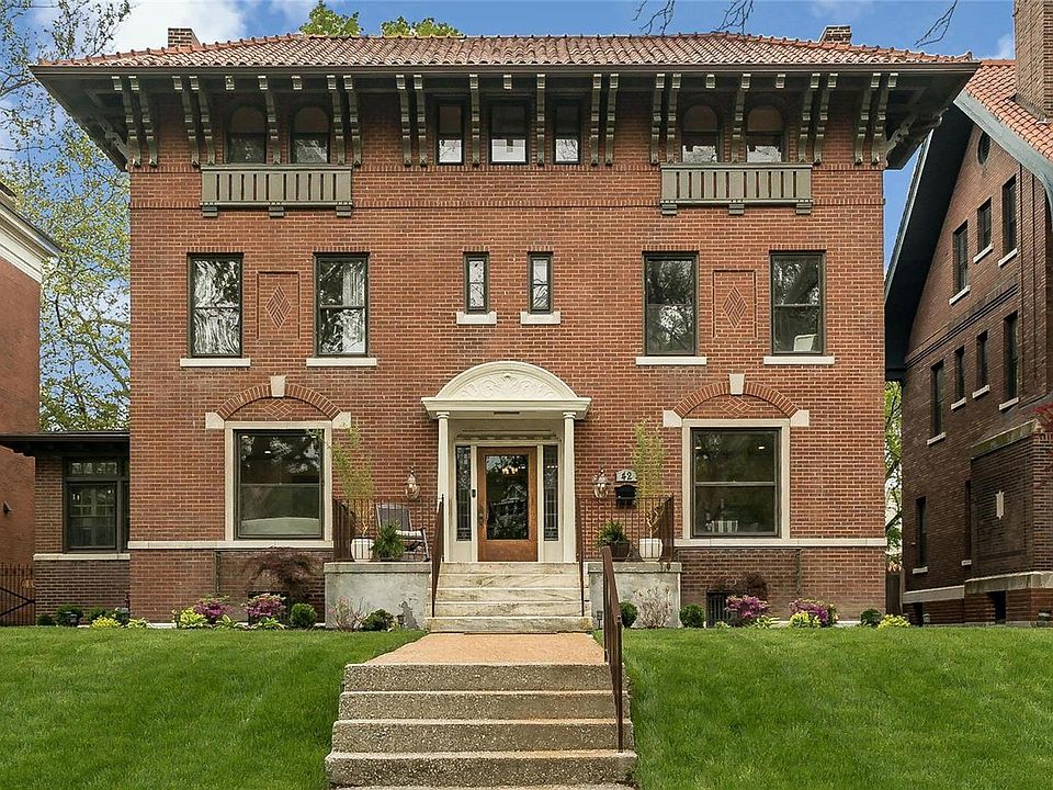 1st image of 42 Kingsbury Pl