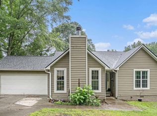 220 Spring Cir, Senoia, GA 30276