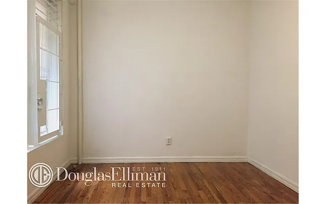 Rented by Douglas Elliman | media 21