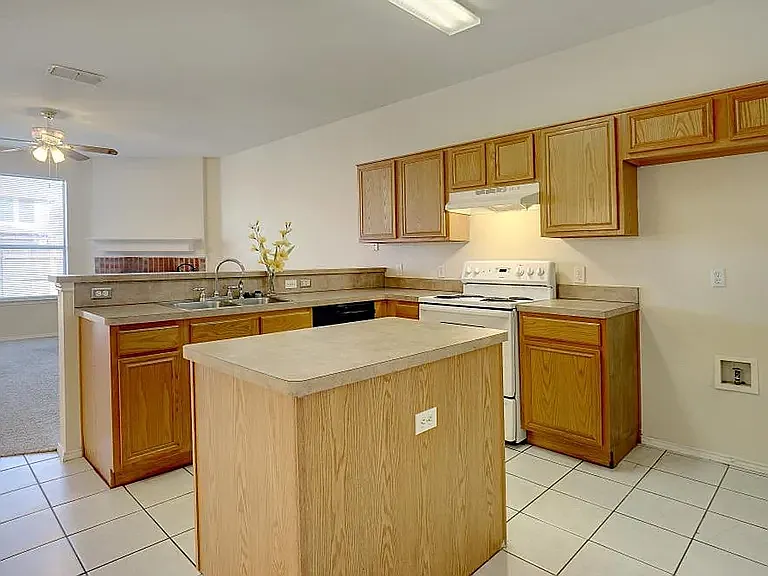 3621 Desert Mesa Rd — Photo 7