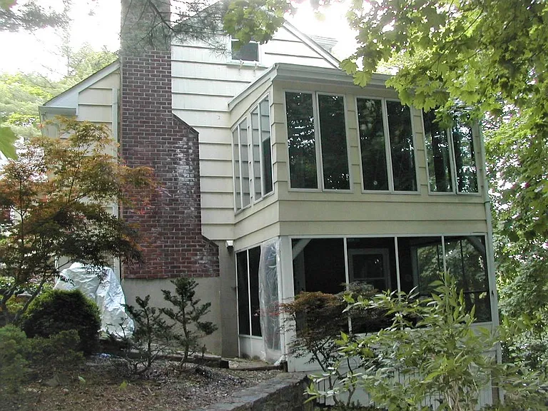 74 Eastview Ave — Photo 9