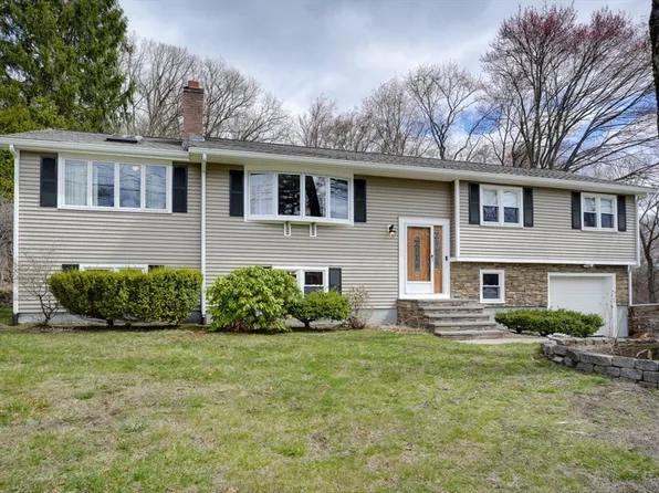 20 Wildwood St, Burlington, MA 01803