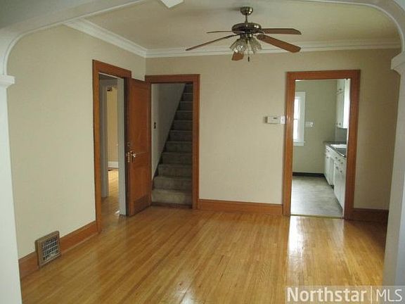 4th image of 719 Nebraska Ave E