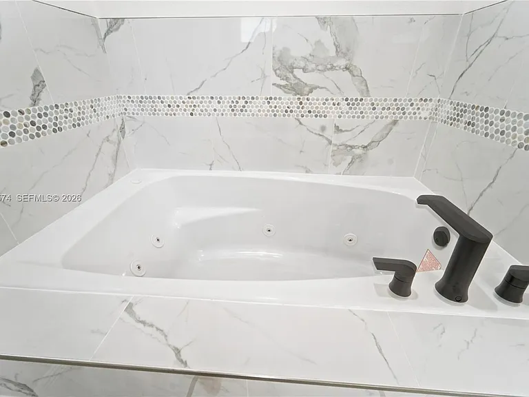 5203 Birch Dr — Photo 29