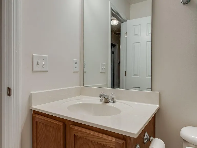 8360 Rossi Rd — Photo 22