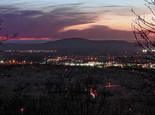 1280 Castlegate Blvd SE, Huntsville, AL 35801