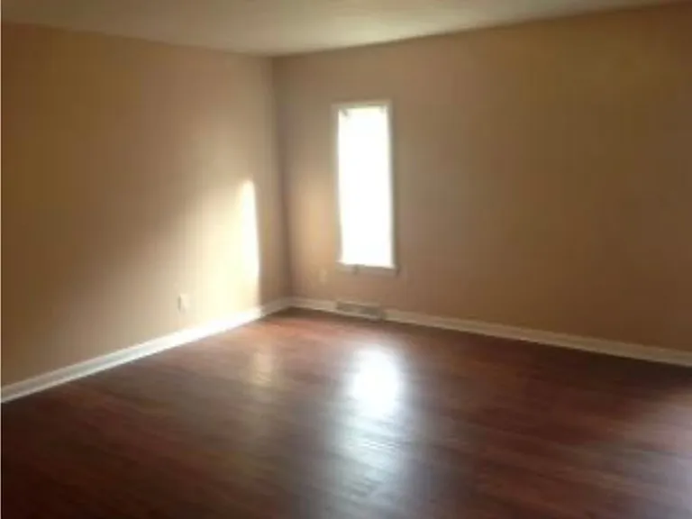 1171 Emerald Rd #4 — Photo 6