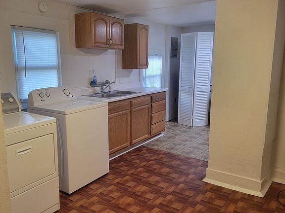 5th image of 320 White St #320