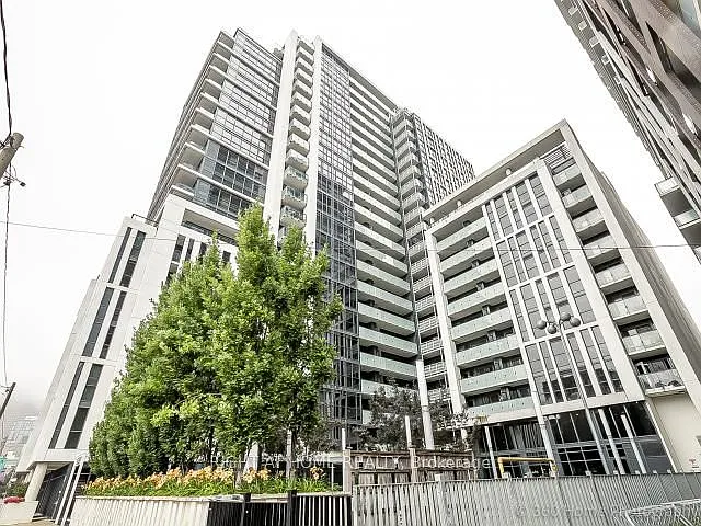 Building Photo - 400 Adelaide St E #517