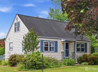 221 W Prospect St, South Bound Brook, NJ 08880