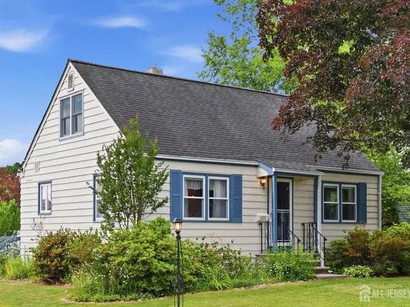 221 Prospect St, South Bound Brook, NJ 08880